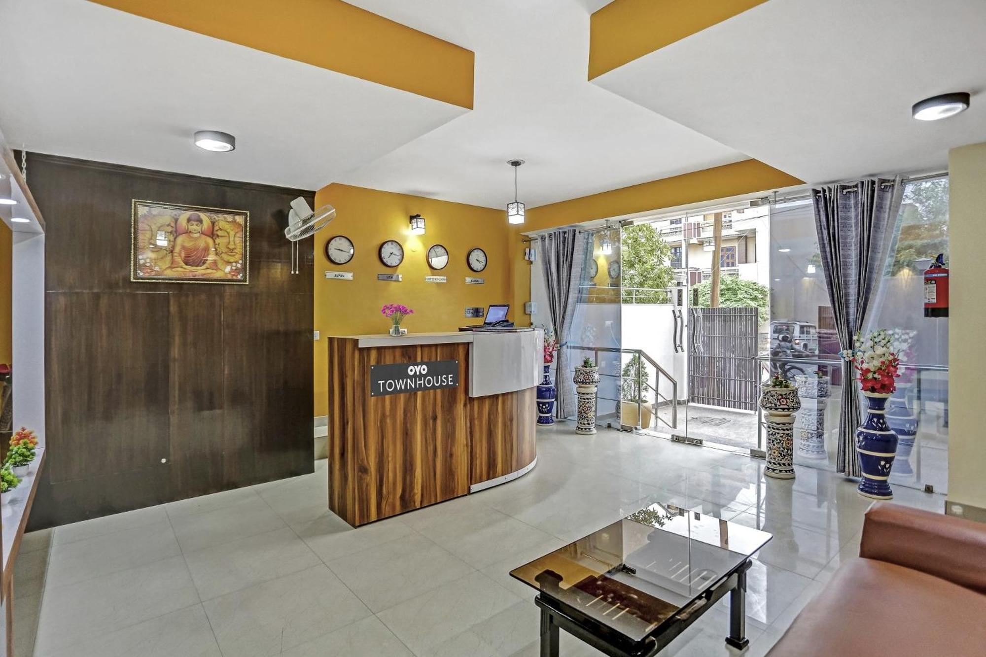 Townhouse Rumaisa Indirapuram Екстериор снимка