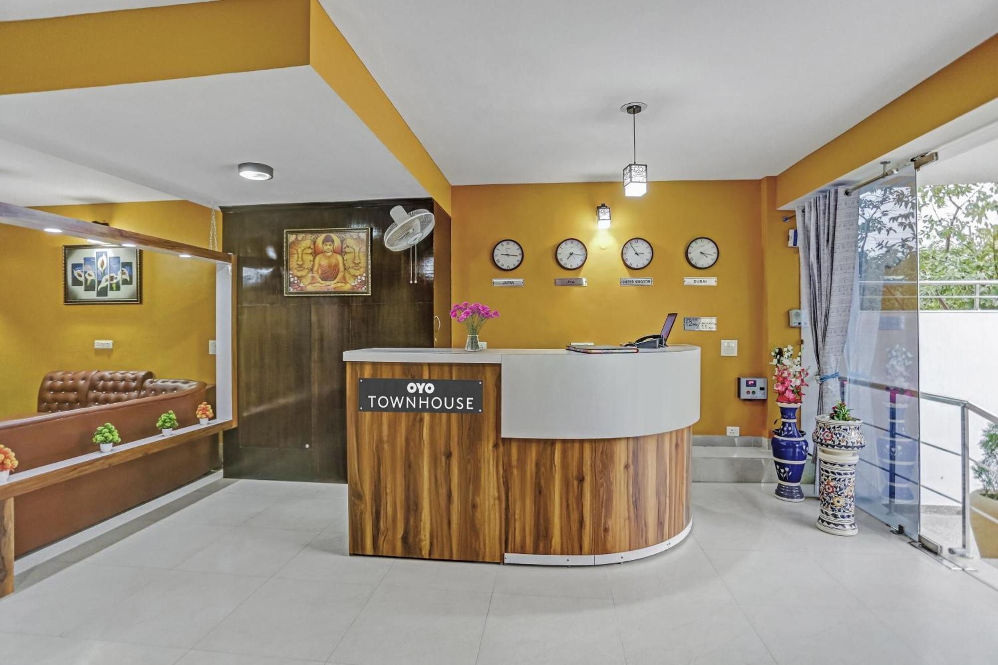 Townhouse Rumaisa Indirapuram Екстериор снимка