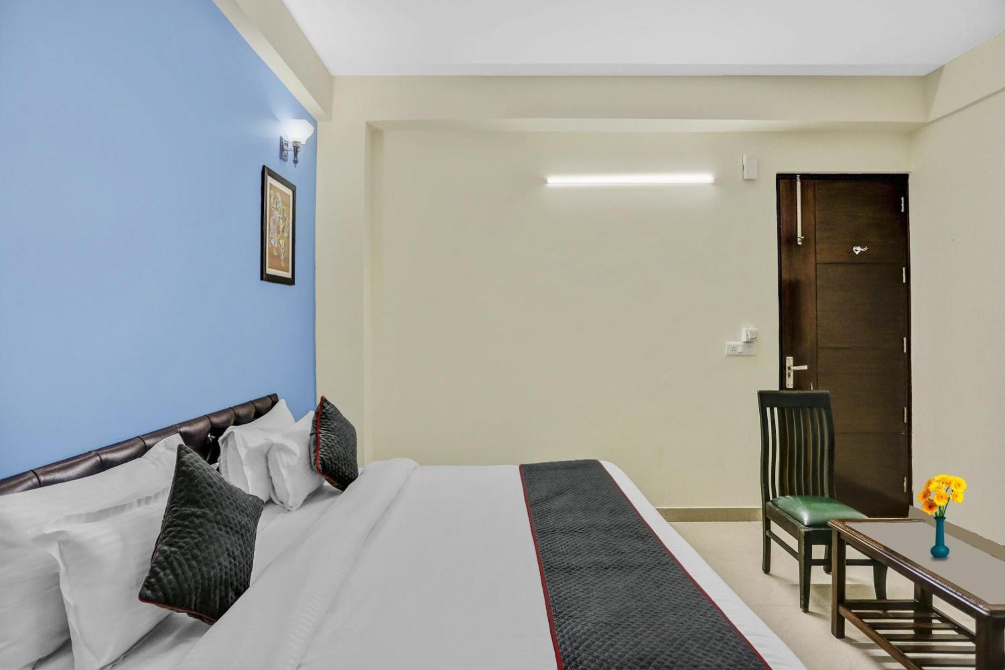 Townhouse Rumaisa Indirapuram Екстериор снимка